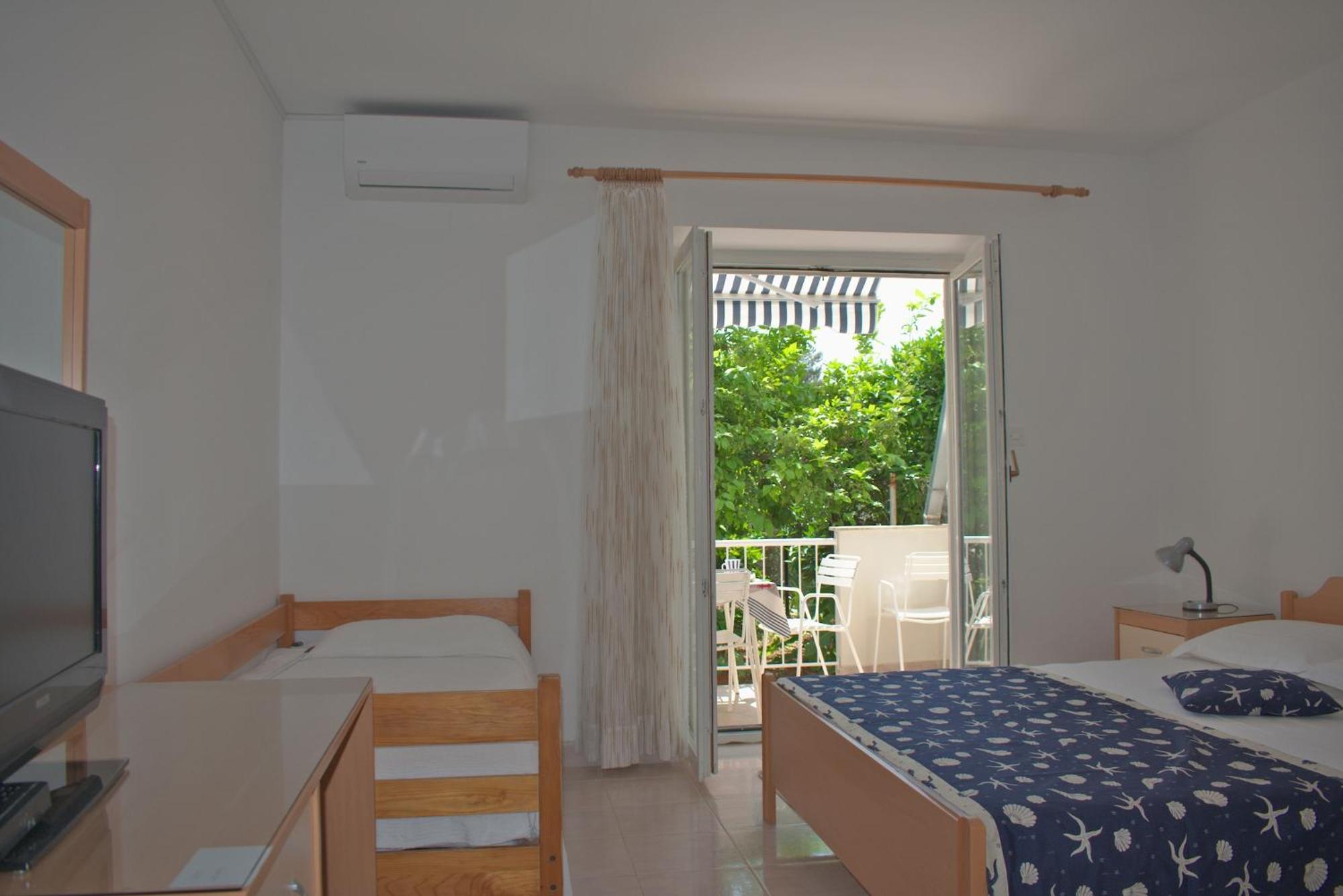 Apartments By The Sea Podgora, Makarska - 13864 Cameră foto